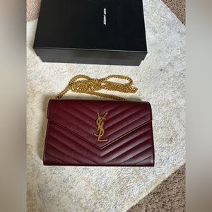 100% authentic YSL woc, used for half year, but not every day. 9/10 condition